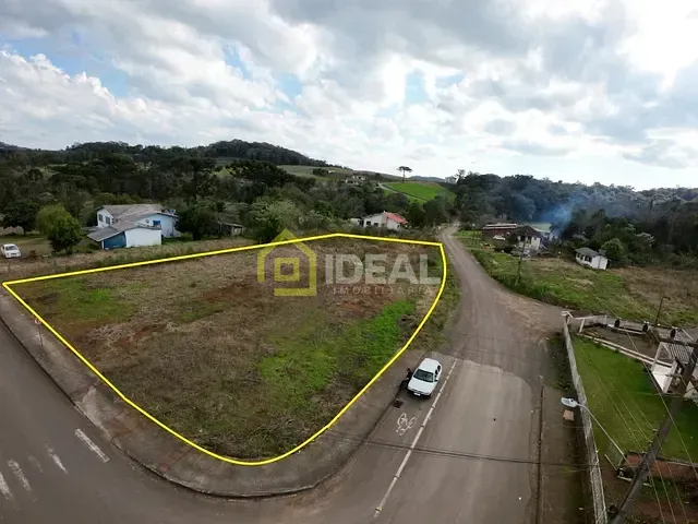 Terreno com 2200m², à venda, no bairro Parque de Exposições em Concórdia