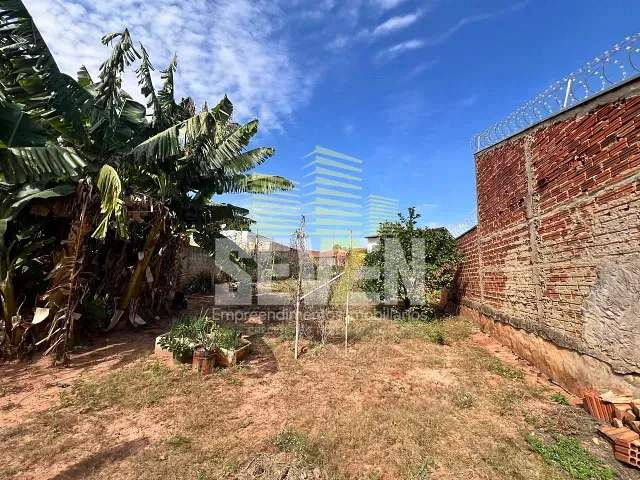 Terreno com 396m², à venda, no bairro Parque Santa Cecília em Bauru