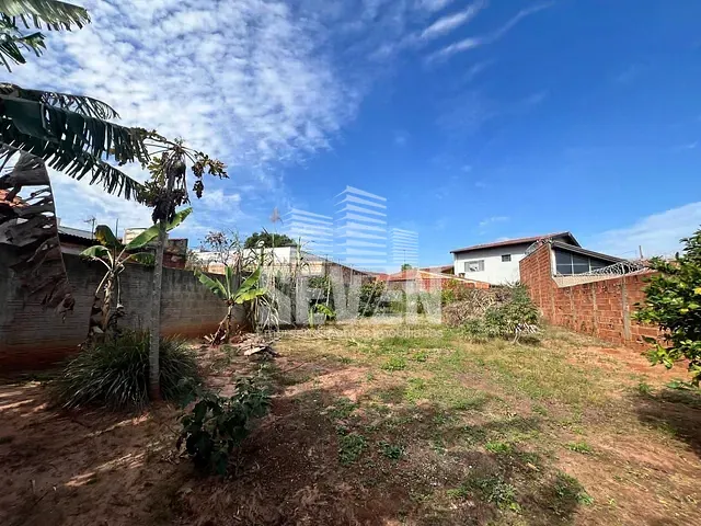 Terreno com 396m², à venda, no bairro Parque Santa Cecília em Bauru