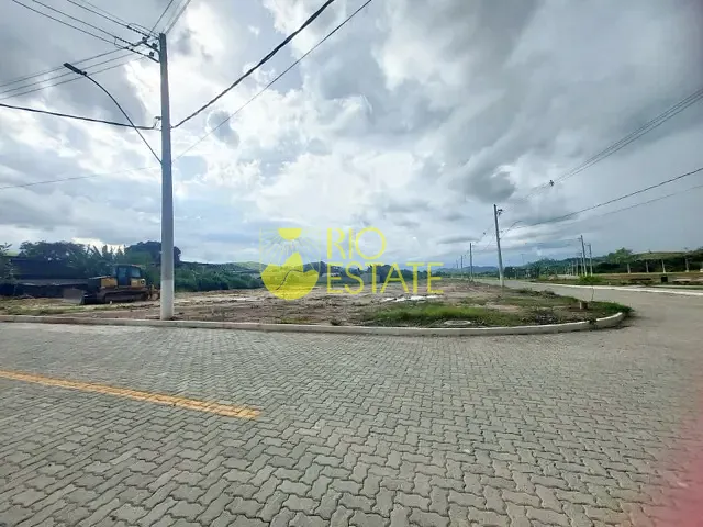 Terreno com 316m², à venda, no bairro Bela Vista em Pinheiral