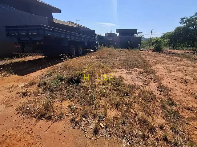 Terreno com 200m², à venda, no bairro Jardim Barcelona em Votuporanga
