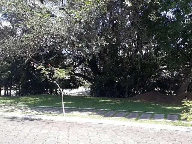 Terreno com 365m², à venda, no bairro Pinheirinho em Itajubá