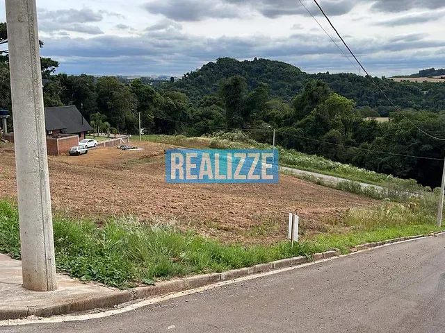 Terreno com 300m², à venda, no bairro Jardim Dourado em Marau