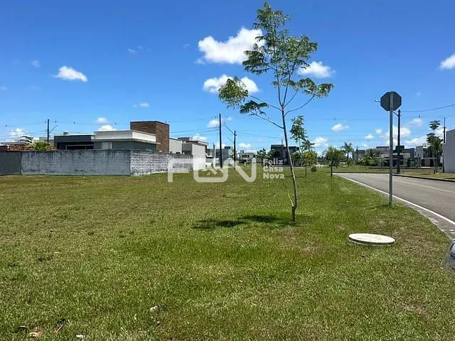Terreno com 300m², à venda, no bairro cascalheira em Camaçari