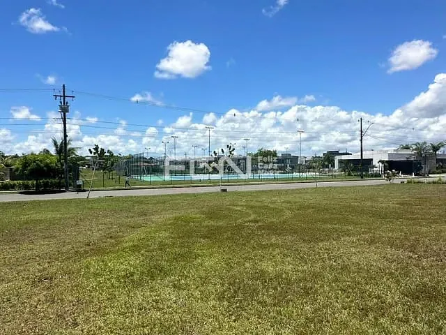 Terreno com 300m², à venda, no bairro cascalheira em Camaçari