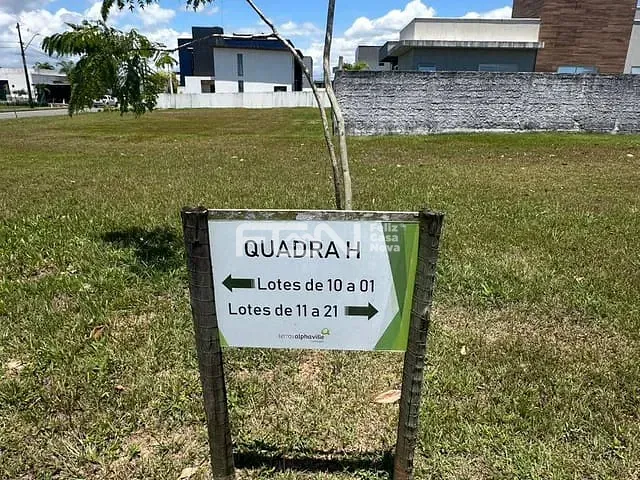 Terreno com 300m², à venda, no bairro cascalheira em Camaçari