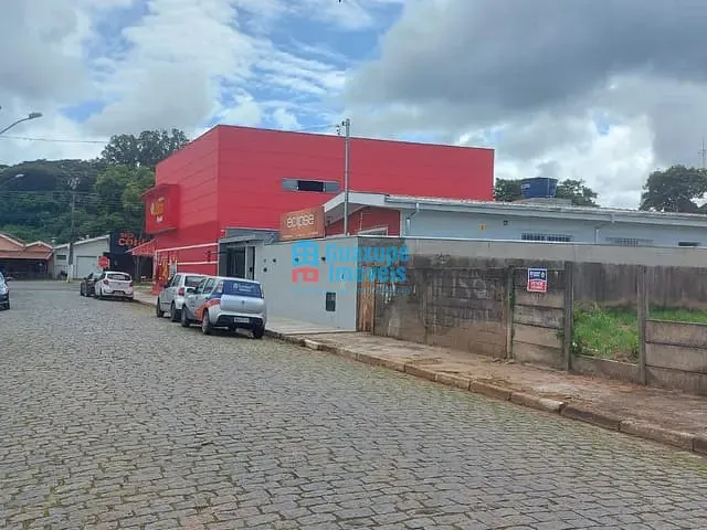 Terreno com 383m², à venda, no bairro Vila Rica em Guaxupé
