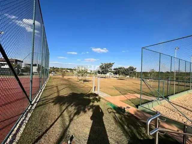 Terreno com 301m², à venda, no bairro Terras Alpha Residencial 2 em Senador Canedo
