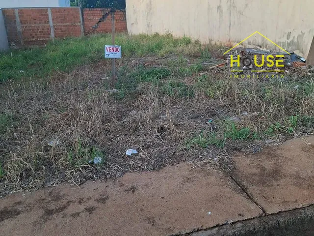 Terreno com 240m², à venda, no bairro Jd. Nossa Senhora Aparecida em Votuporanga