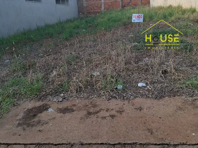 Terreno com 240m², à venda, no bairro Jd. Nossa Senhora Aparecida em Votuporanga