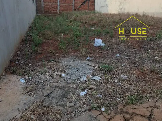 Terreno com 240m², à venda, no bairro Jd. Nossa Senhora Aparecida em Votuporanga