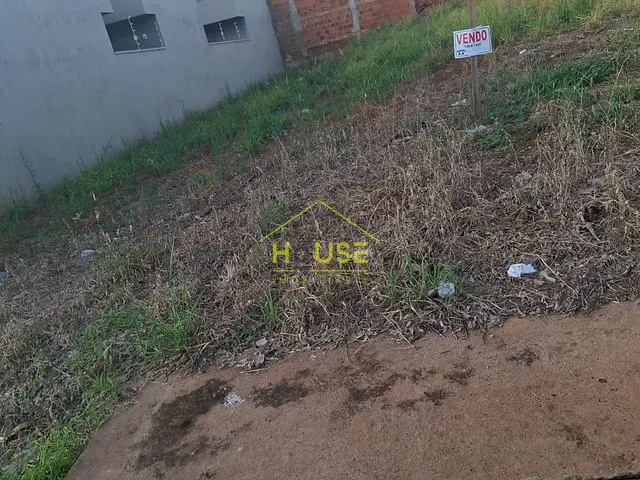 Terreno com 240m², à venda, no bairro Jd. Nossa Senhora Aparecida em Votuporanga