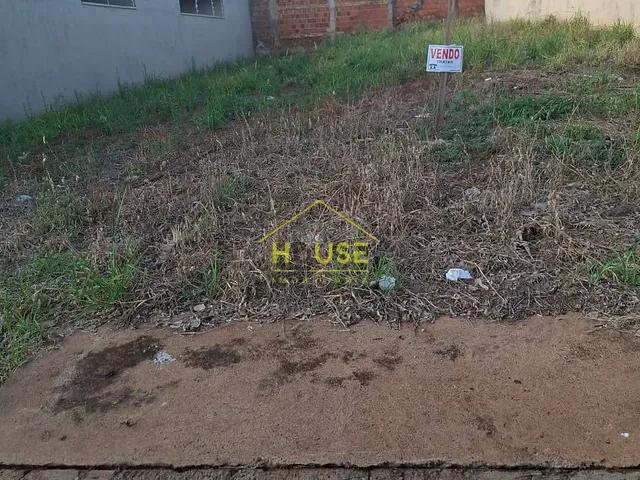 Terreno com 240m², à venda, no bairro Jd. Nossa Senhora Aparecida em Votuporanga