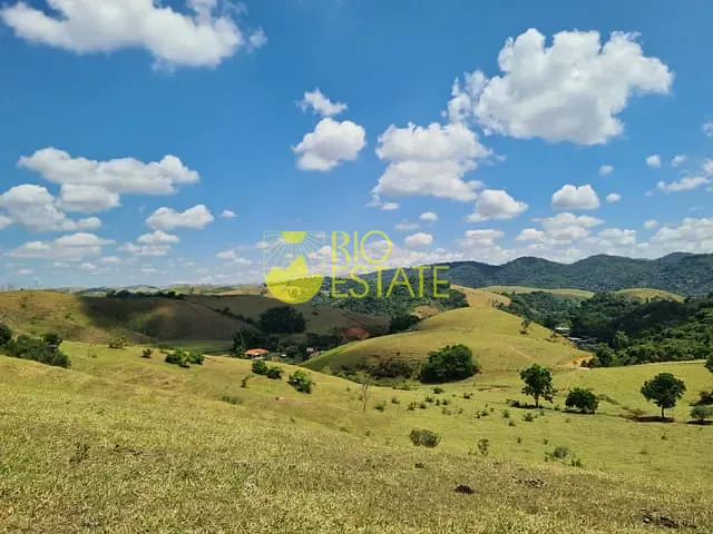 Terreno com 20000m², à venda, no bairro Rialto em Barra Mansa