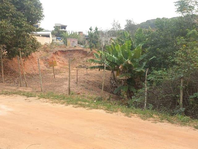 Terreno com 1090m², à venda, no bairro Rasa em Cabo Frio