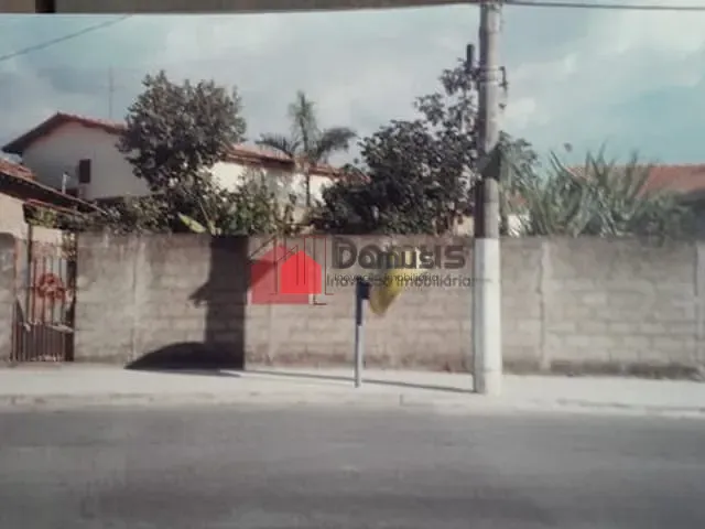 Terreno com 266m², à venda, no bairro Centro em Tremembé