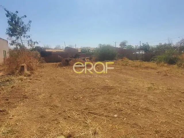Terreno com 300m², à venda, no bairro Setor Bela Vista em Formosa