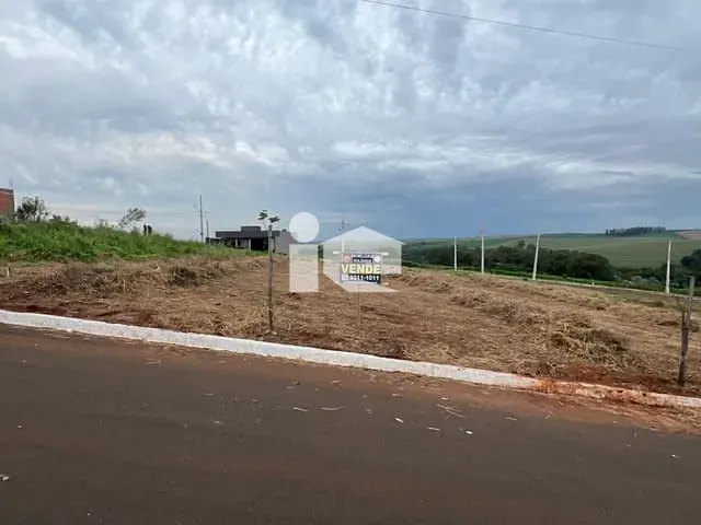 Terreno com 300m², à venda, no bairro Conjunto Residencial Arnaldo Busato em Rolândia