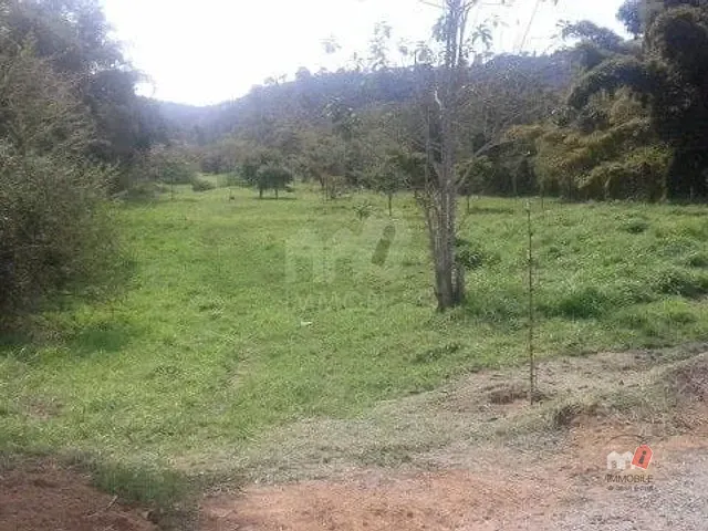 Terreno com 5000m², à venda, no bairro Araras em Petrópolis