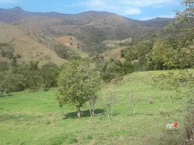 Terreno com 5000m², à venda, no bairro Araras em Petrópolis