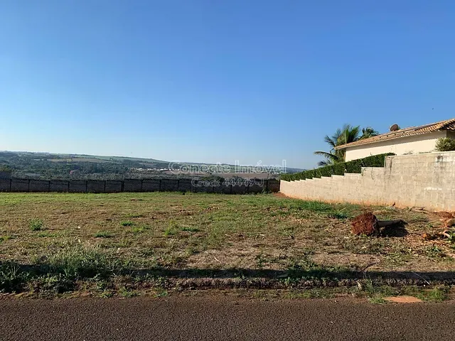 Terreno com 1752m², à venda, no bairro Loteamento São Pedro em Jaguariúna