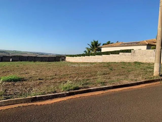Terreno com 1752m², à venda, no bairro Loteamento São Pedro em Jaguariúna