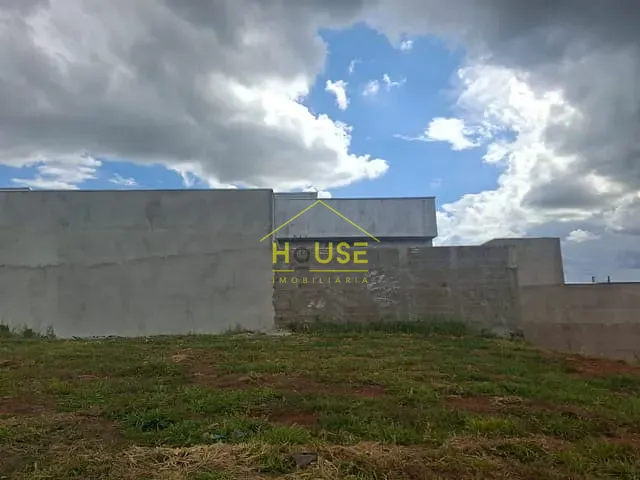 Terreno com 180m², à venda, no bairro Jardim Monte Líbano em Votuporanga