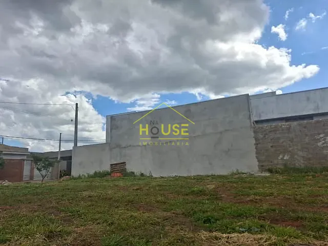 Terreno com 180m², à venda, no bairro Jardim Monte Líbano em Votuporanga
