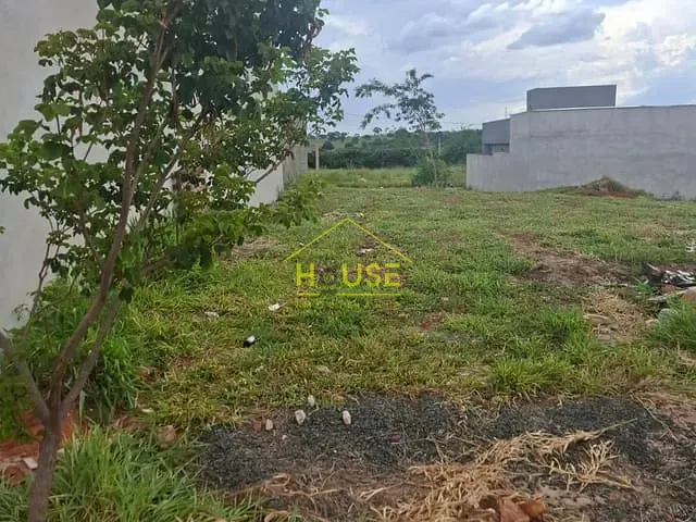 Terreno com 180m², à venda, no bairro Jardim Monte Líbano em Votuporanga