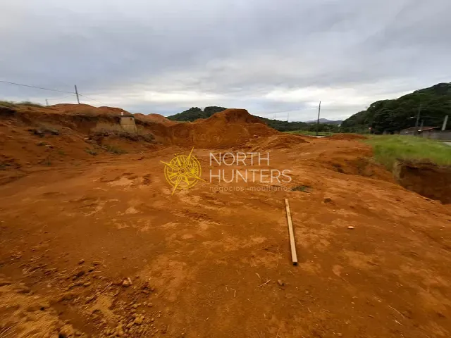 Terreno com 375m², à venda, no bairro Itinga em Joinville