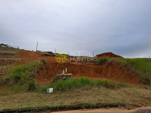 Terreno com 375m², à venda, no bairro Itinga em Joinville
