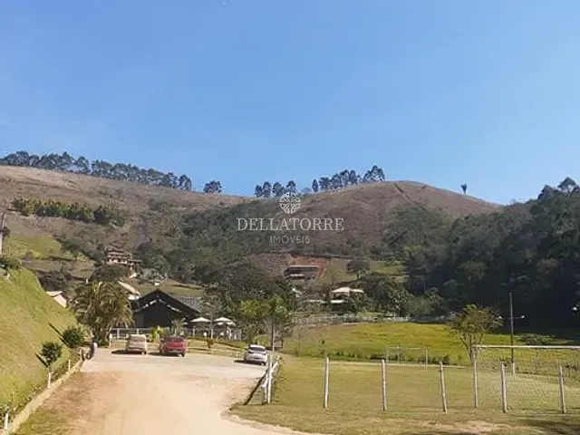 Terreno com 626m², à venda, no bairro Sebastiana em Teresópolis