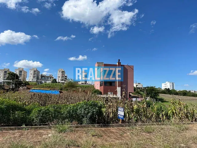 Terreno com 636m², à venda, no bairro Villa Bella em Marau