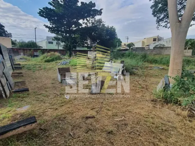 Terreno com 1818m², à venda, no bairro Jardim Eugênia em Bauru