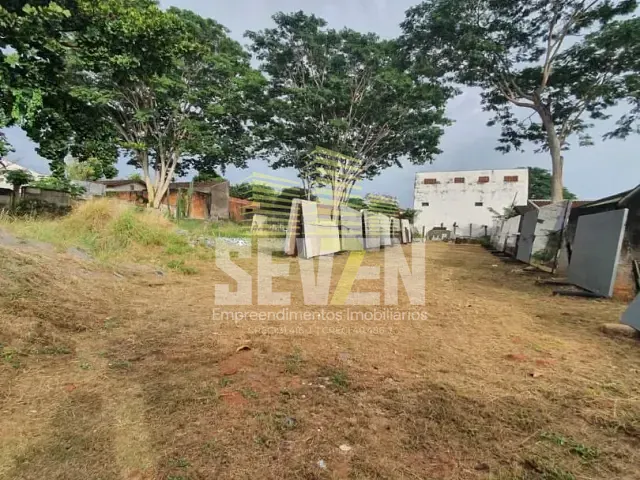 Terreno com 1818m², à venda, no bairro Jardim Eugênia em Bauru