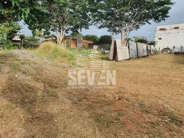 Terreno com 1818m², à venda, no bairro Jardim Eugênia em Bauru