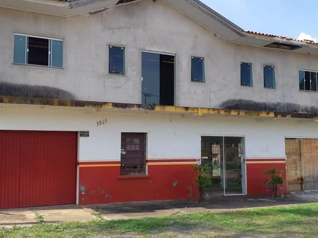 Terreno à Venda em Avenida Principal – Próximo ao Centro e Lago de Olarias