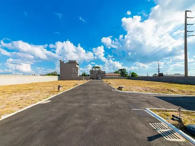 Terreno com 4m², à venda, no bairro Novo Mundo em Curitiba
