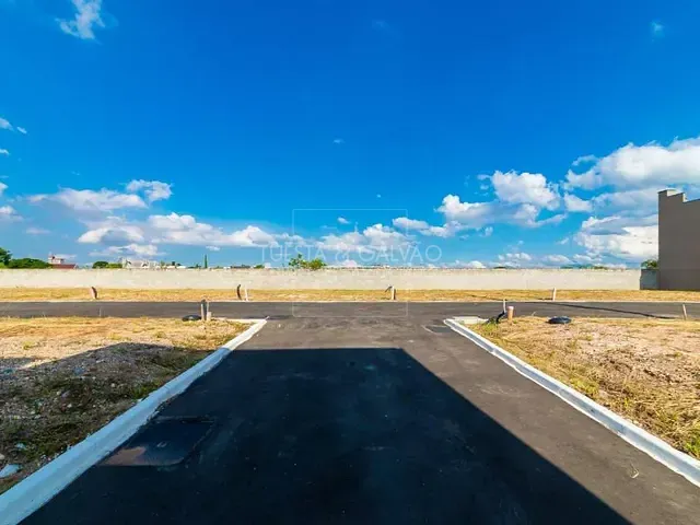 Terreno com 4m², à venda, no bairro Novo Mundo em Curitiba