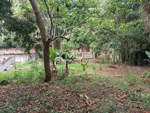 Terreno com 1600m², à venda, no bairro Caxambu em Jundiaí