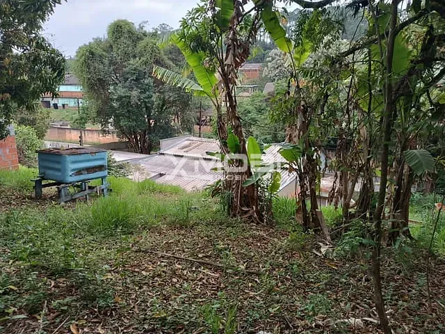 Terreno com 1600m², à venda, no bairro Caxambu em Jundiaí