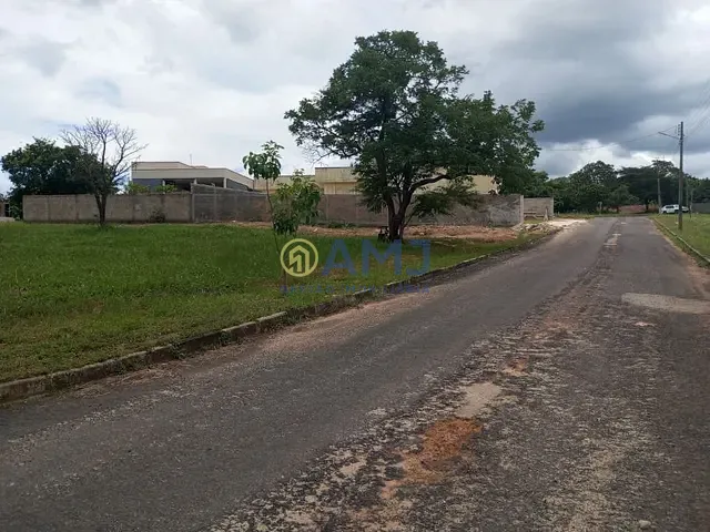 Terreno com 884m², à venda, no bairro Condomínio Marinas di Caldas em Caldas Novas