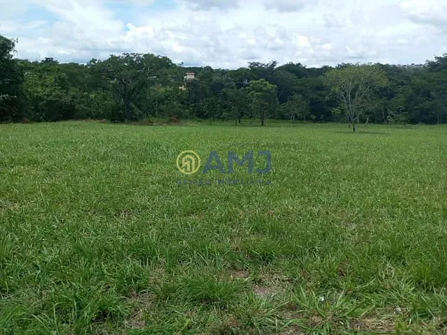 Terreno com 884m², à venda, no bairro Condomínio Marinas di Caldas em Caldas Novas