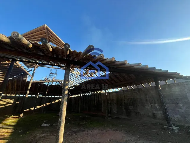 Terreno com 456m², à venda, no bairro Massaguaçu em Caraguatatuba