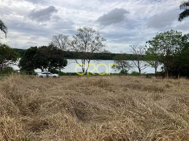 Terreno com 8114m², à venda, no bairro Lagoa Feia em Formosa