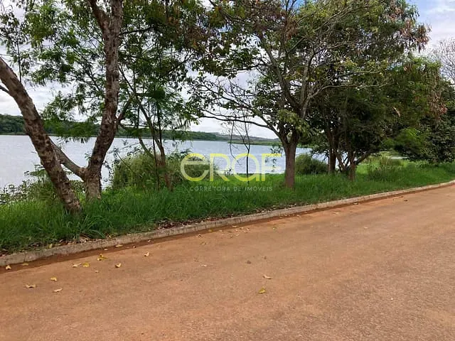 Terreno com 8114m², à venda, no bairro Lagoa Feia em Formosa