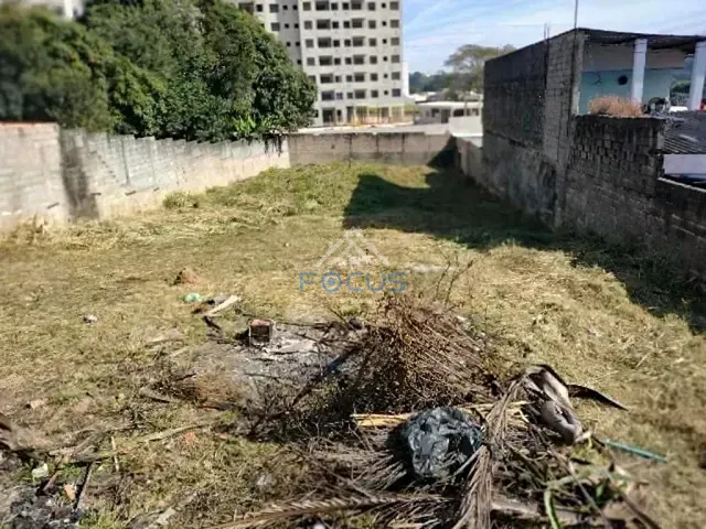 Terreno com 980m², à venda, no bairro Jardim Adélia em Jundiaí