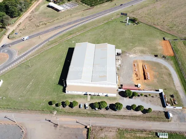Terreno com 8790m², à venda, no bairro Centro em Holambra