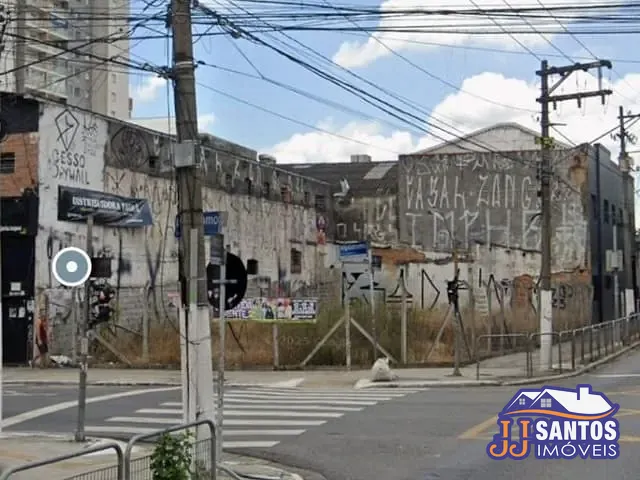 Terreno com 160m², para alugar, no bairro Belenzinho em São Paulo