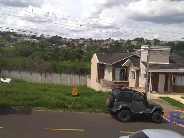 Terreno à venda, no bairro Oficinas em Ponta Grossa